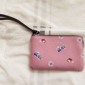 NWT Coach Snow White credit card wristlet